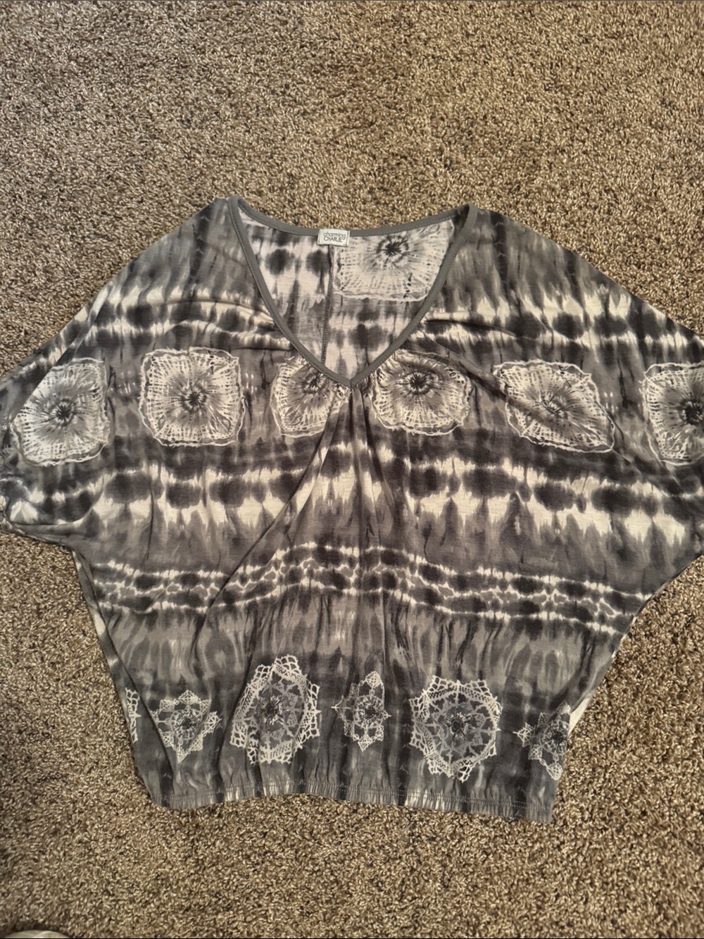 Charming Charlie Gray Tie-Dye Crochet V-Neck Tunic